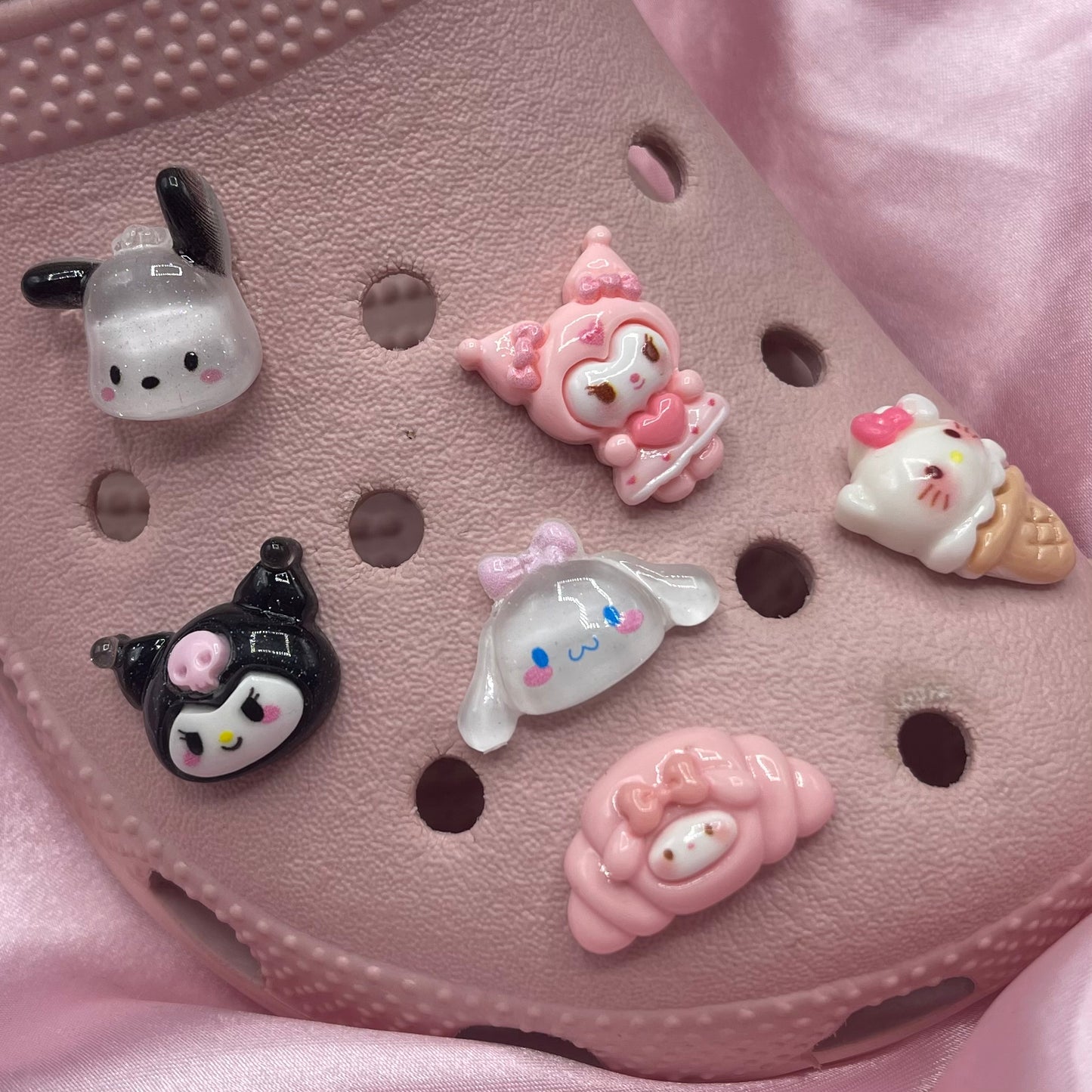 Kawaii resin croc charms