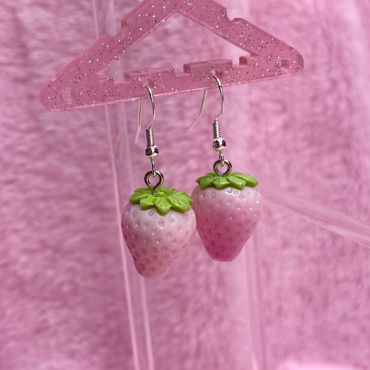 Sterling silver strawberry Earrings