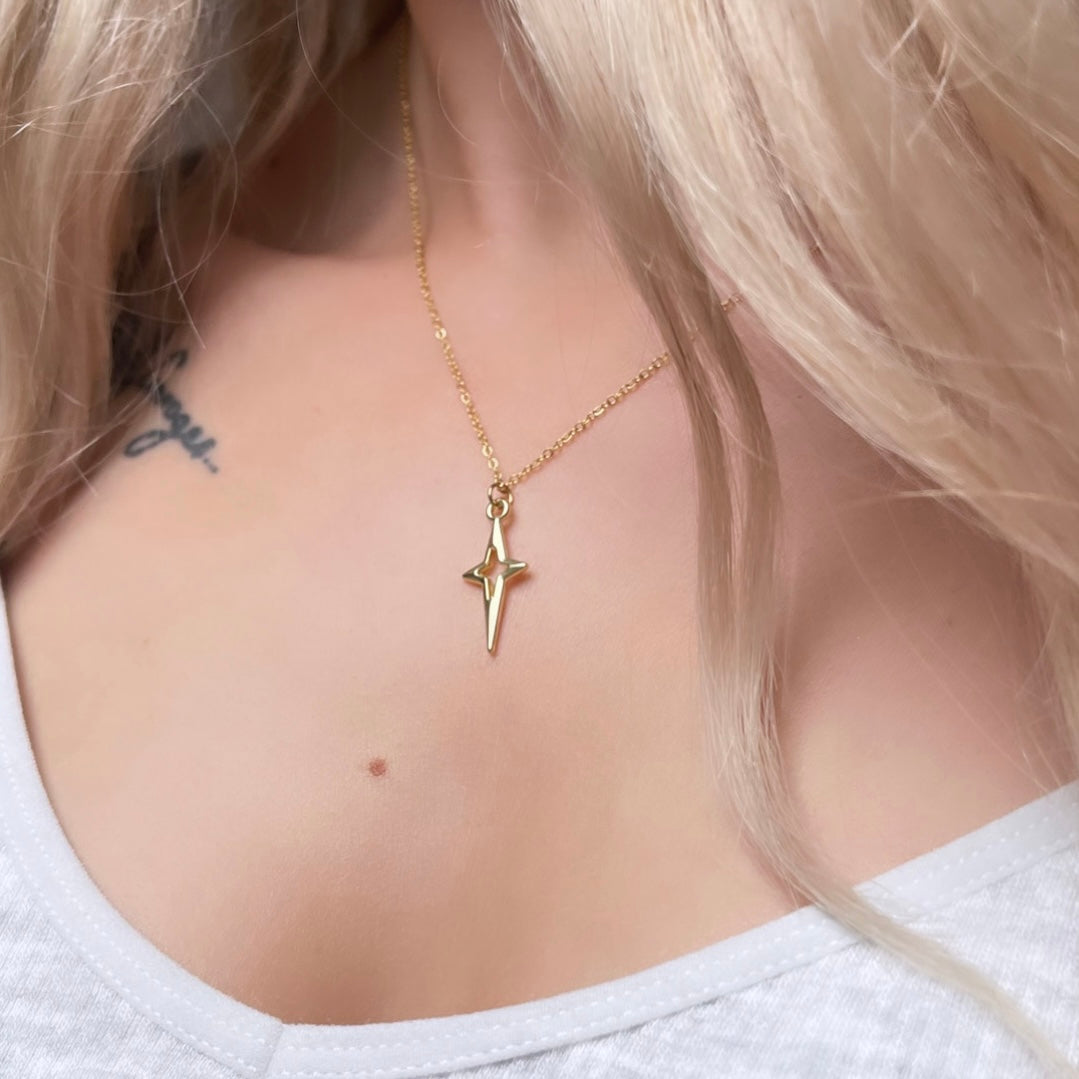 Hypoallergenic sparkle star adjustable Necklace | gold or silver