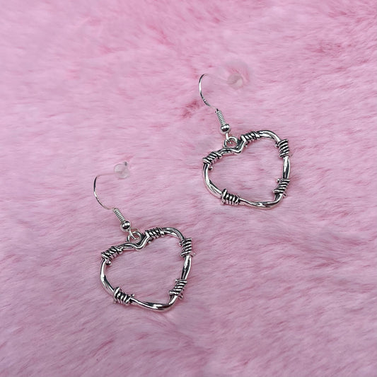925 Sterling silver barbered wire Heart Earrings