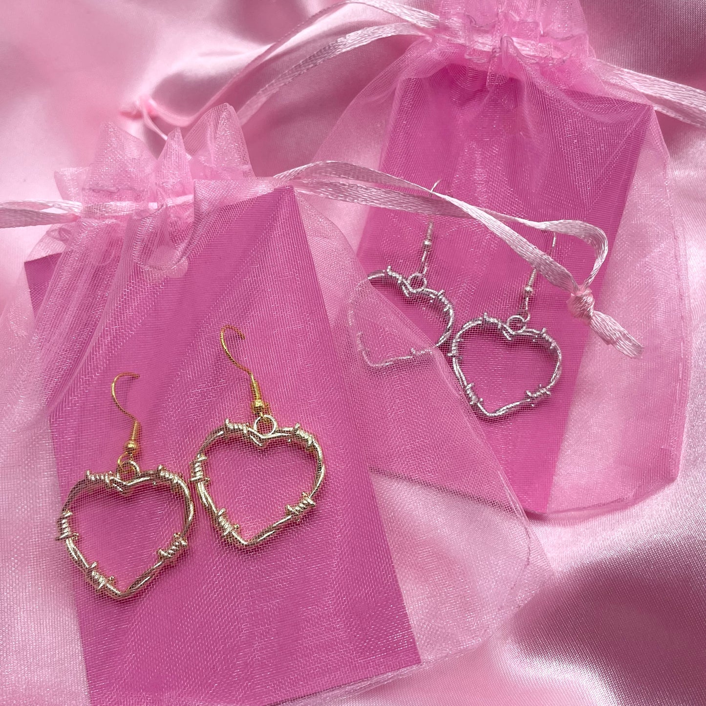 925 Sterling silver barbered wire Heart Earrings