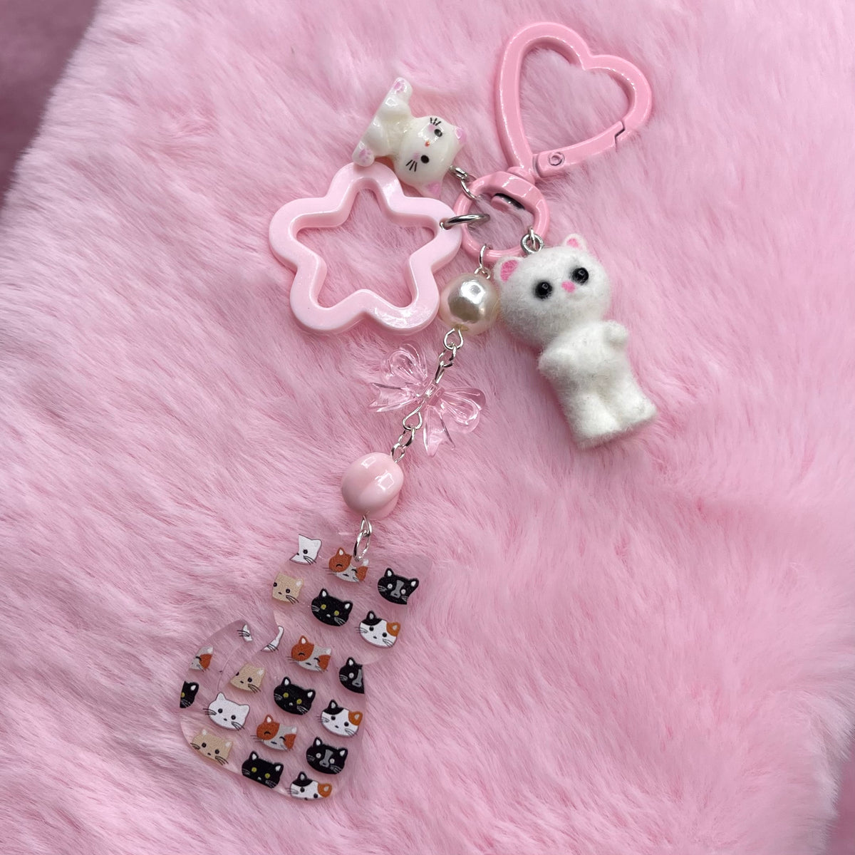 Kitty clip on bag charm pink aesthetic beaded bag accessories