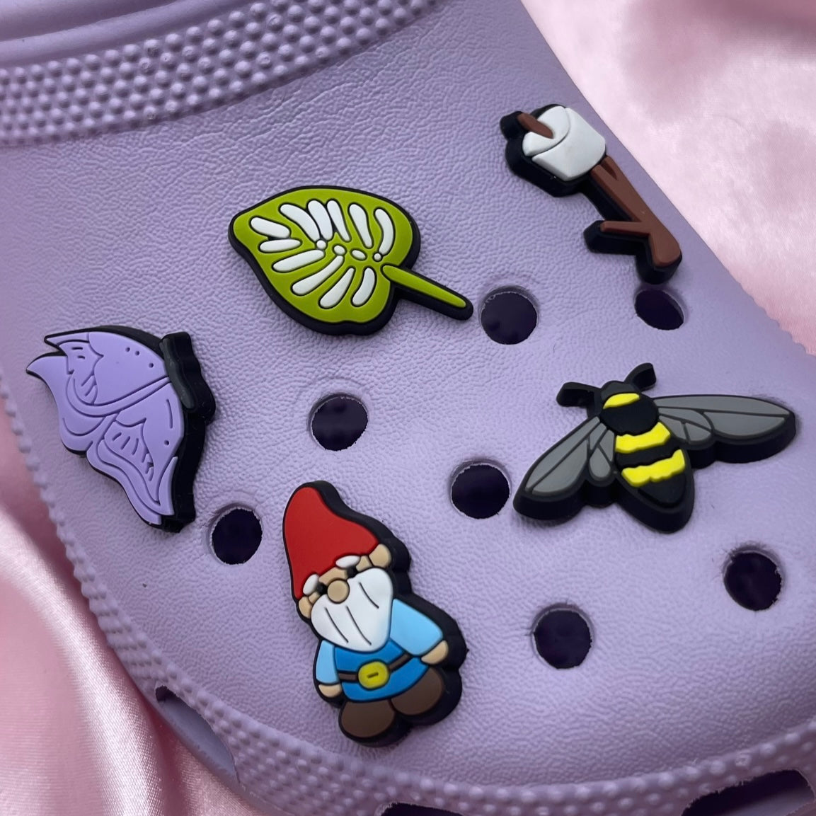 Garden croc charms