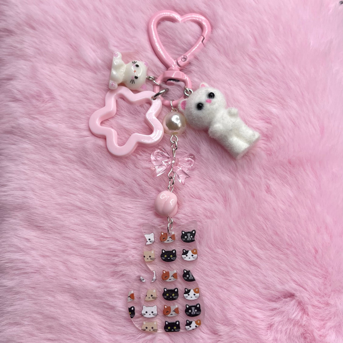 Kitty clip on bag charm pink aesthetic beaded bag accessories
