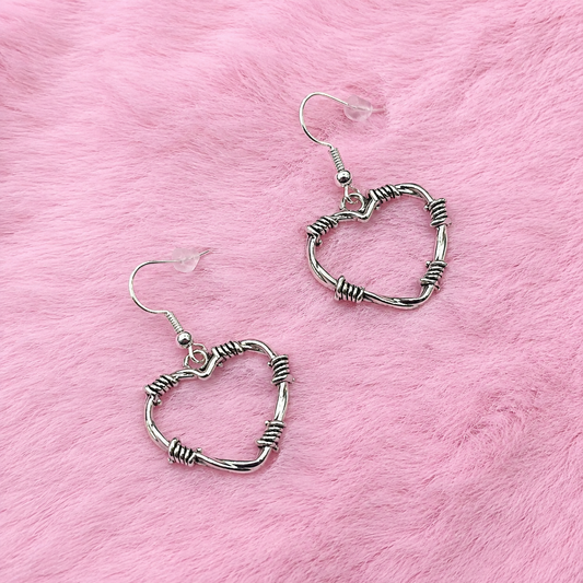 925 Sterling silver barbered wire Heart Earrings